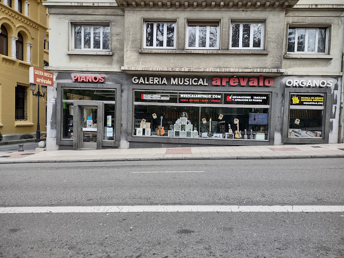 Galería Musical Arévalo, tienda de instrumentos musicales en Oviedo (Asturias)